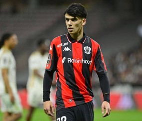 4-1大胜法甲10冠王，尼斯保级成功，继续留守法甲赛场