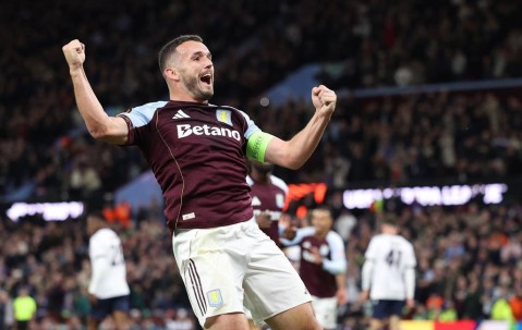 麦金远射破门 阿斯顿维拉1-0博洛尼亚
        
    麦金远射破门 阿斯顿维拉1-0博洛尼亚